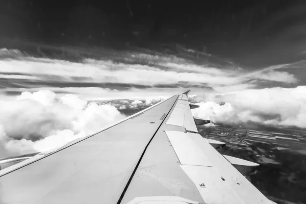 Blick Aus Dem Flugzeugfenster Flügel — Stockfoto