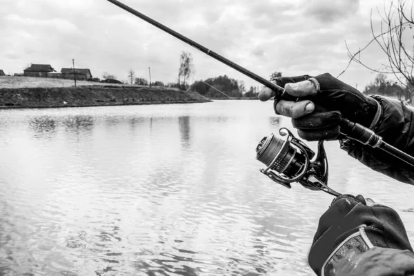 Pesca Alla Trota Sul Lago — Foto Stock