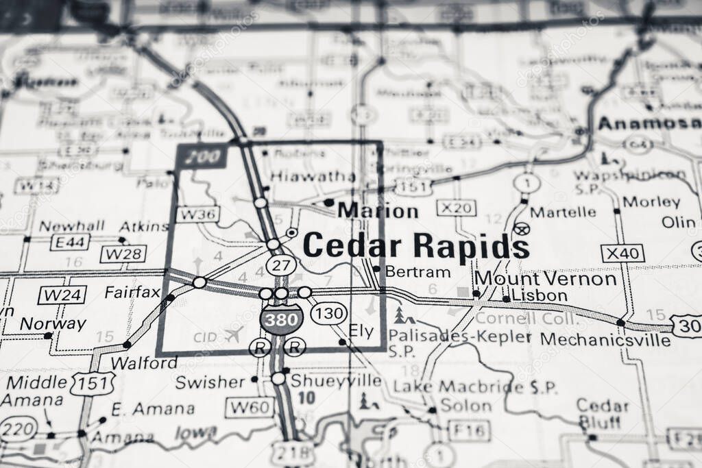 Cedar Rapids on USA travel map background
