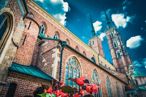 Замечательная Архитектура Вроцлавская Церковь — стоковое фото