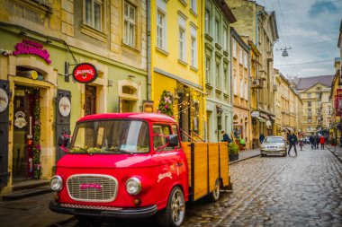 Muhteşem kış Lviv mimarisi ve sokakları