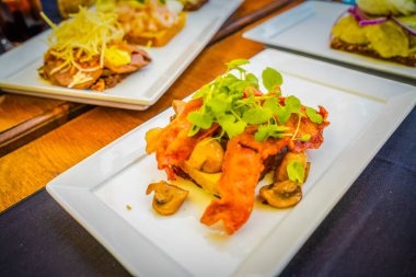 Geleneksel Danimarka Sandviçleri Tabakta