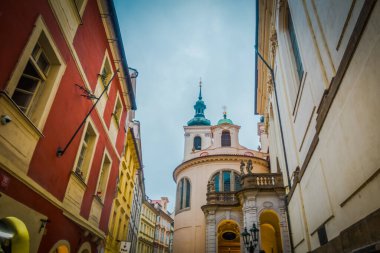 Güz Prag 'ın güzel sokakları ve mimarisi