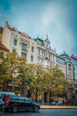 Güz Prag 'ın güzel sokakları ve mimarisi