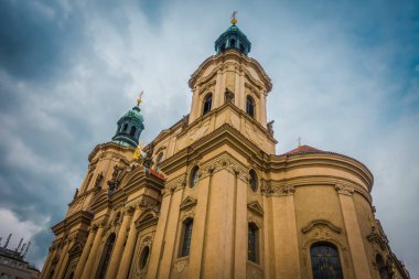 Güz Prag 'ın güzel sokakları ve mimarisi