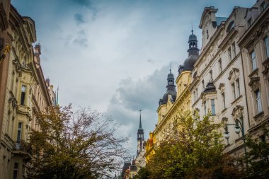 Güz Prag 'ın güzel sokakları ve mimarisi
