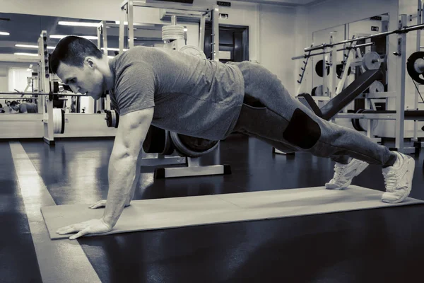 Man Går För Sport Gymmet — Stockfoto