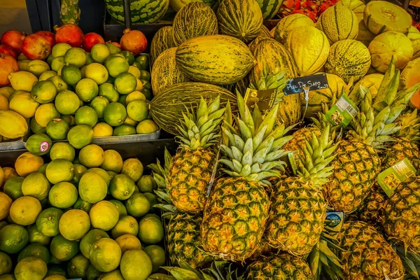 Vakre Økologiske Frukter Butikkvinduet – stockfoto