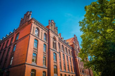 Eski Polonya şehrinin mimarisi. Pençe