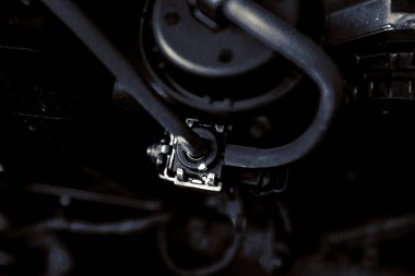 motorlu araç koyu arkaplan