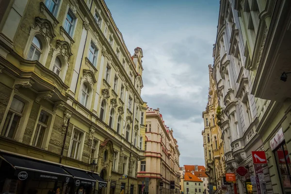 Vackra Gator Och Arkitektur Hösten Prag — Stockfoto