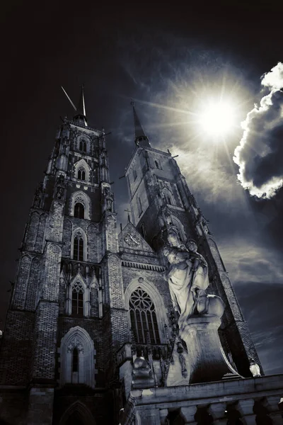 Чудова Архітектура Церкви Вроцлава — стокове фото