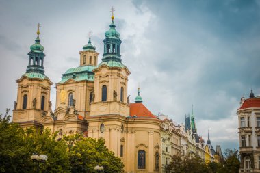 Güz Prag 'ın güzel sokakları ve mimarisi