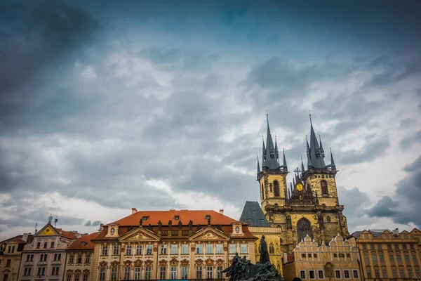 Schöne Straßen Und Architektur Des Herbstlichen Prag — Stockfoto