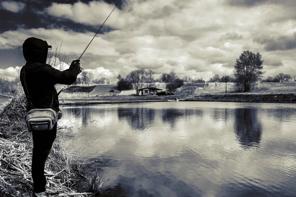 Pesca Alla Trota Sul Lago — Foto Stock