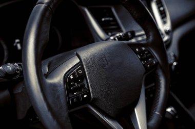 Arabanın içi koyu arka plan