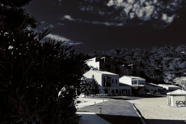 Deniz kenarındaki güzel resort peyzaj