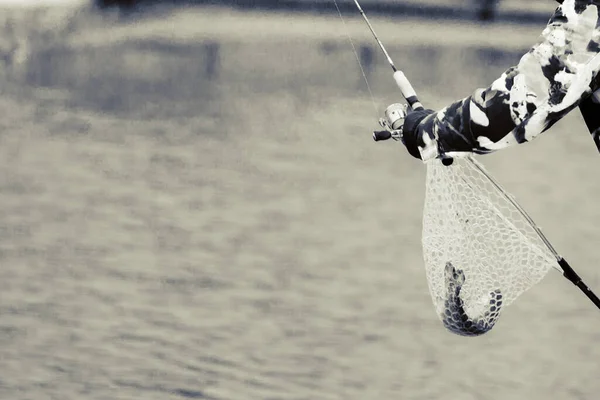 Pesca Alla Trota Fondo Scuro — Foto Stock