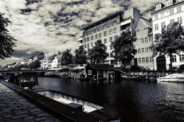 Копенгаген Данія Липня 2019 Знаменитий Крістіансхавн Барвистими Будівлями Човнами Копенгагені — стокове фото