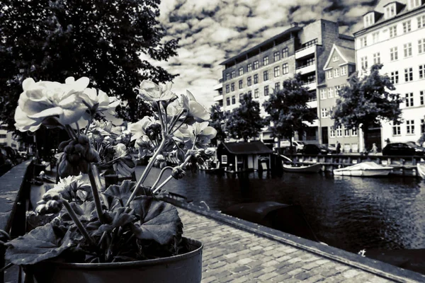 Copenhagen Denmark July 2019 Famous Christianshavn Colorful Buildings Boats Copenhagen — Stockfoto