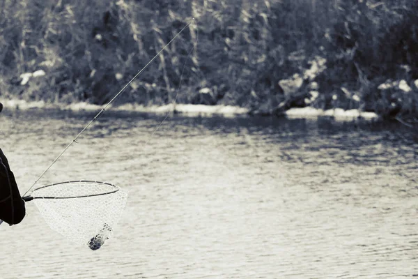 Pesca Alla Trota Fondo Scuro — Foto Stock