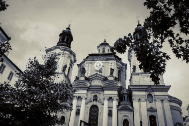 Güz Prag 'ın güzel sokakları ve mimarisi