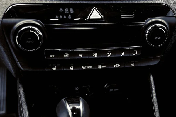 Interior Carro Fundo Escuro — Fotografia de Stock