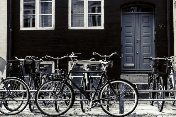 具有哥本哈根旅行背景的漂亮街道 — 图库照片