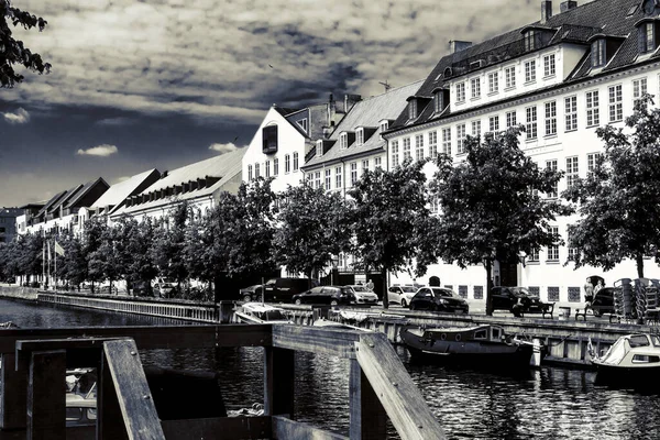 Copenaghen Danimarca Luglio 2019 Famoso Christianshavn Con Edifici Colorati Barche — Foto Stock