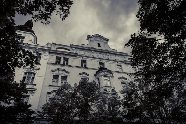 Schöne Straßen Und Architektur Des Herbstlichen Prag — Stockfoto