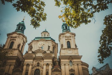 Güz Prag 'ın güzel sokakları ve mimarisi