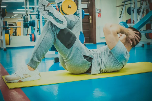 Man Går För Sport Gymmet — Stockfoto