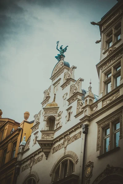 Schöne Straßen Und Architektur Des Herbstlichen Prag — Stockfoto