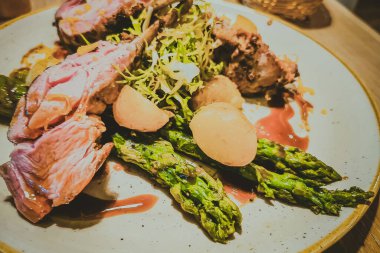 Sebzeli ızgara dana eti.