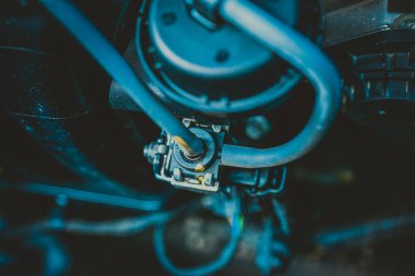 motorlu araç koyu arkaplan