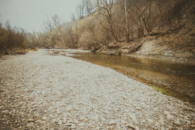 Dağların ve nehirlerin güzel doğası