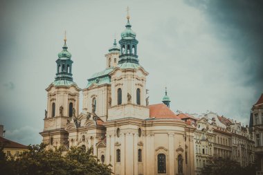 Güz Prag 'ın güzel sokakları ve mimarisi