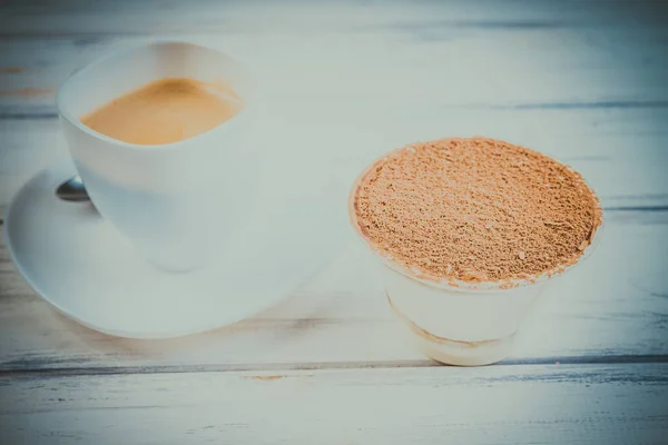 Coffee Tiramisu Wooden Background — Stockfoto