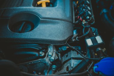 motorlu araç koyu arkaplan