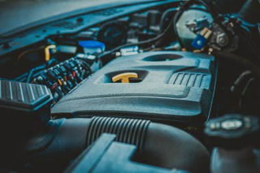 motorlu araç koyu arkaplan