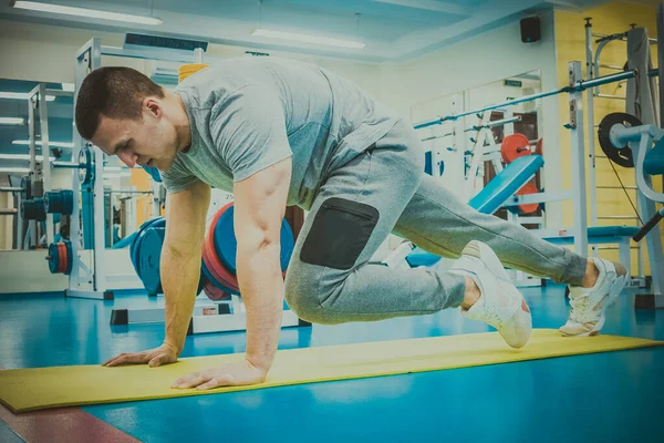 Man Goes Sports Gym — Stock Photo, Image