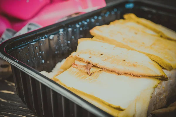 ズッキーニのチキン 健康的なフィットネス食品 — ストック写真