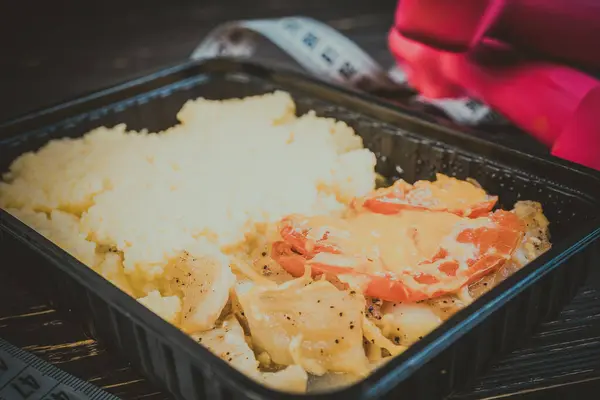 Cena Fitness Arroz Carne Para Bajar Peso —  Fotos de Stock