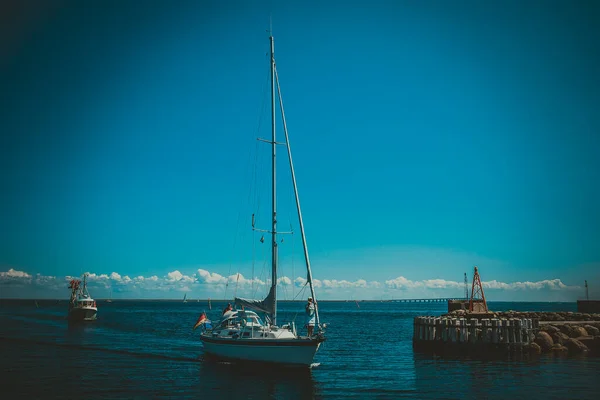 Gyönyörű Dán Kikötő Jachtokkal — Stock Fotó