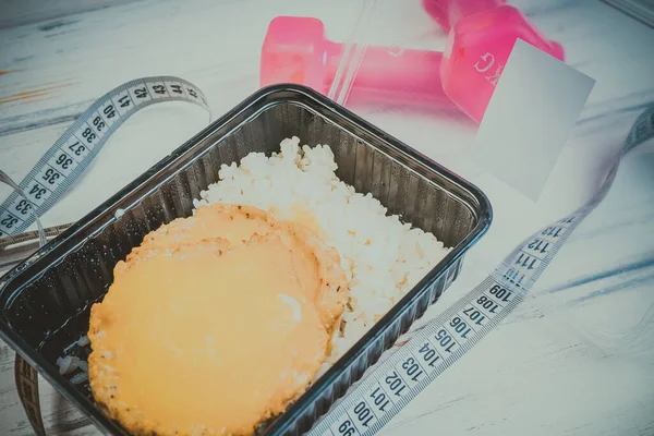 Hühnerschnitzel Mit Käse Und Reis — Stockfoto