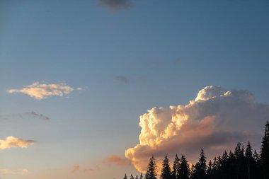 Dağların muhteşem manzarası