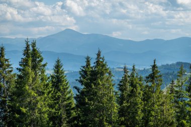 Dağların muhteşem manzarası