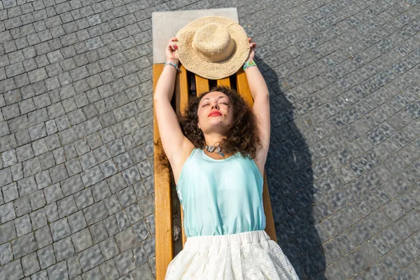 Menina Bonita Lago — Fotografia de Stock