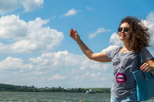 Beautiful Girl Lake — Stock Photo, Image