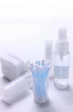 Kadınların cildini korumak için gereken kozmetik ürünler..